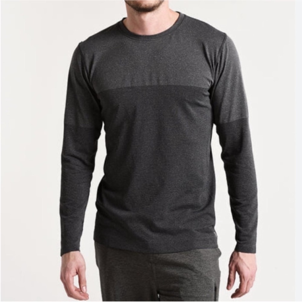 Vuori Long Sleeve Current Tech Performance Tee Si… - image 1
